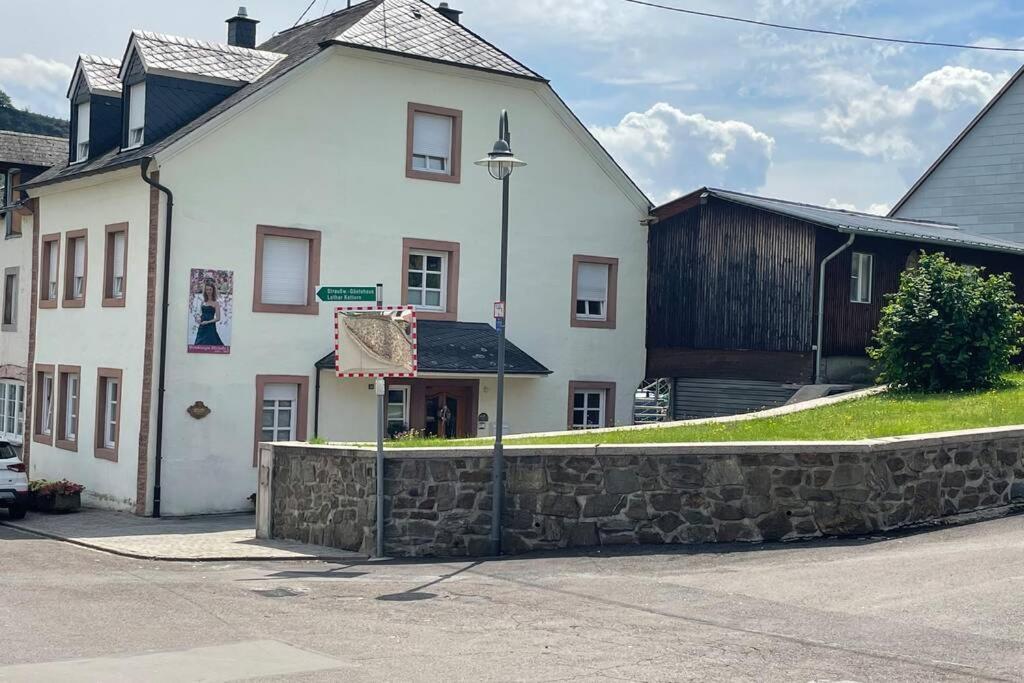 Ferienwohnung Moselgold Piesport Bagian luar foto